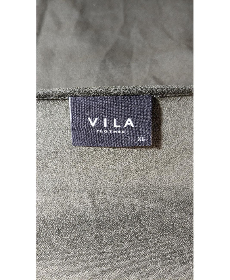 La garantie Once Again : 542662 vêtements d'occasion de marque en état irréprochable.