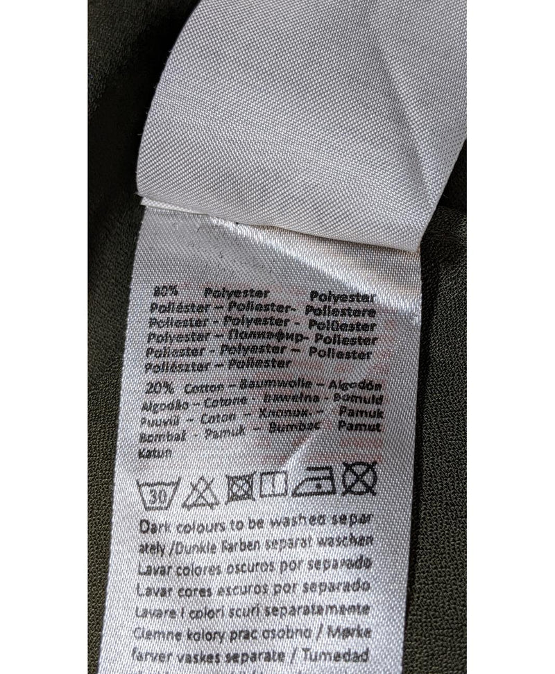 Une friperie en ligne rapide et fiable : découvrez ce vêtement d'occasion 542662 Once Again en excellent état.
