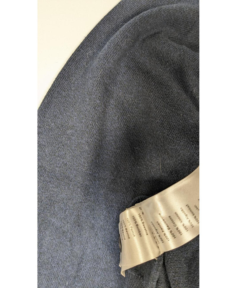 Expérience d'achat simple et satisfaisante pour cette fripe 556645 de qualité, offert par Once Again.