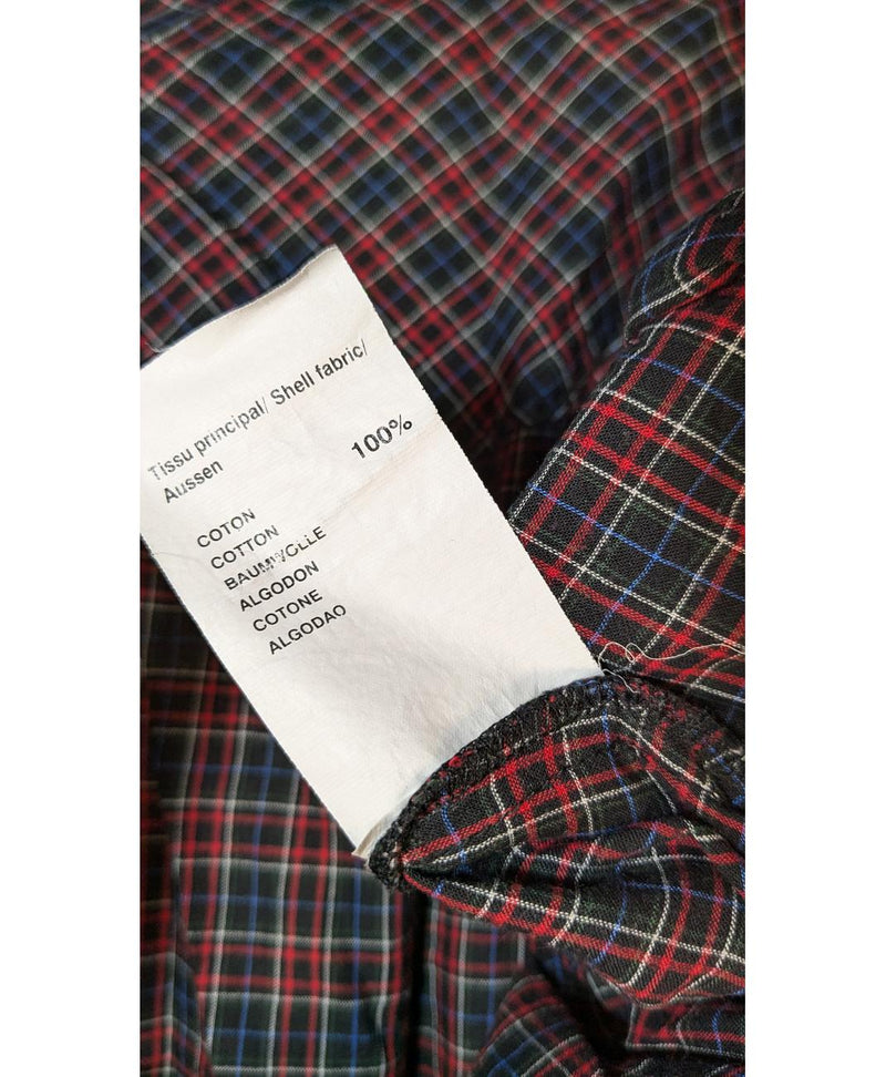 Expérience d'achat simple et satisfaisante pour cette fripe 562005 de qualité, offert par Once Again.