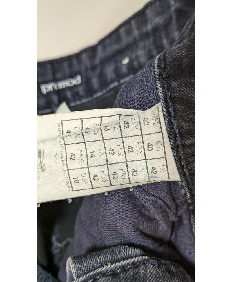 Expérience d'achat simple et satisfaisante pour cette fripe 562006 de qualité, offert par Once Again.