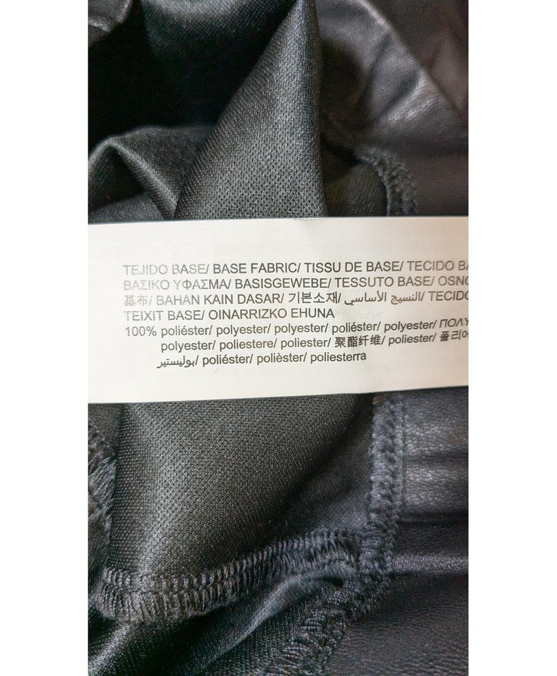 Une friperie en ligne rapide et fiable : découvrez ce vêtement d'occasion 562033 Once Again en excellent état.