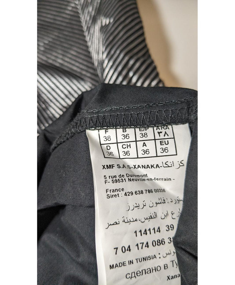 Shopping simplifié avec Once Again pour 562546 : trouvez des pièces uniques en très bon état en quelques clics.