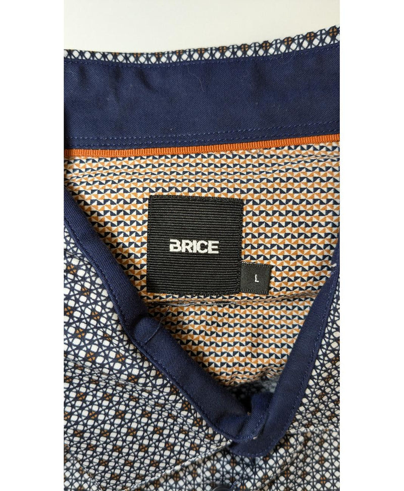 Expérience d'achat simple et satisfaisante pour cette fripe 563115 de qualité, offert par Once Again.