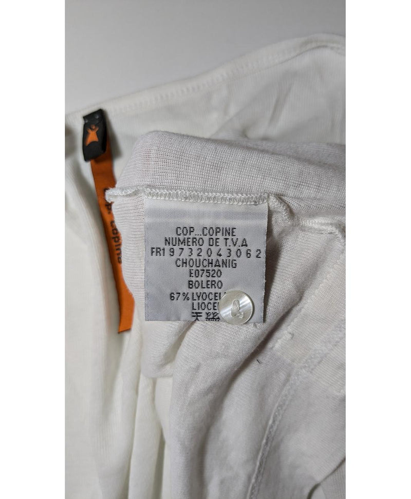 Expérience d'achat simple et satisfaisante pour cette fripe 563640 de qualité, offert par Once Again.