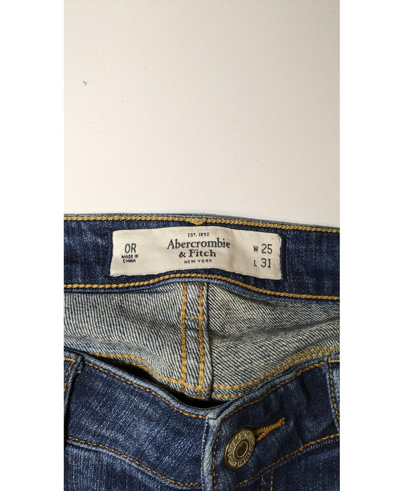 Shopping simplifié avec Once Again pour 563869 : trouvez des pièces uniques en très bon état en quelques clics.