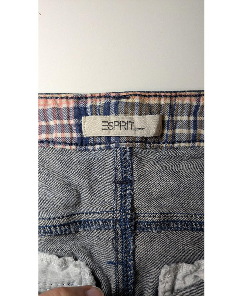 565501 Once Again, la référence de la friperie en ligne pour des achats de vêtements d'occasion sans souci et en état parfait.