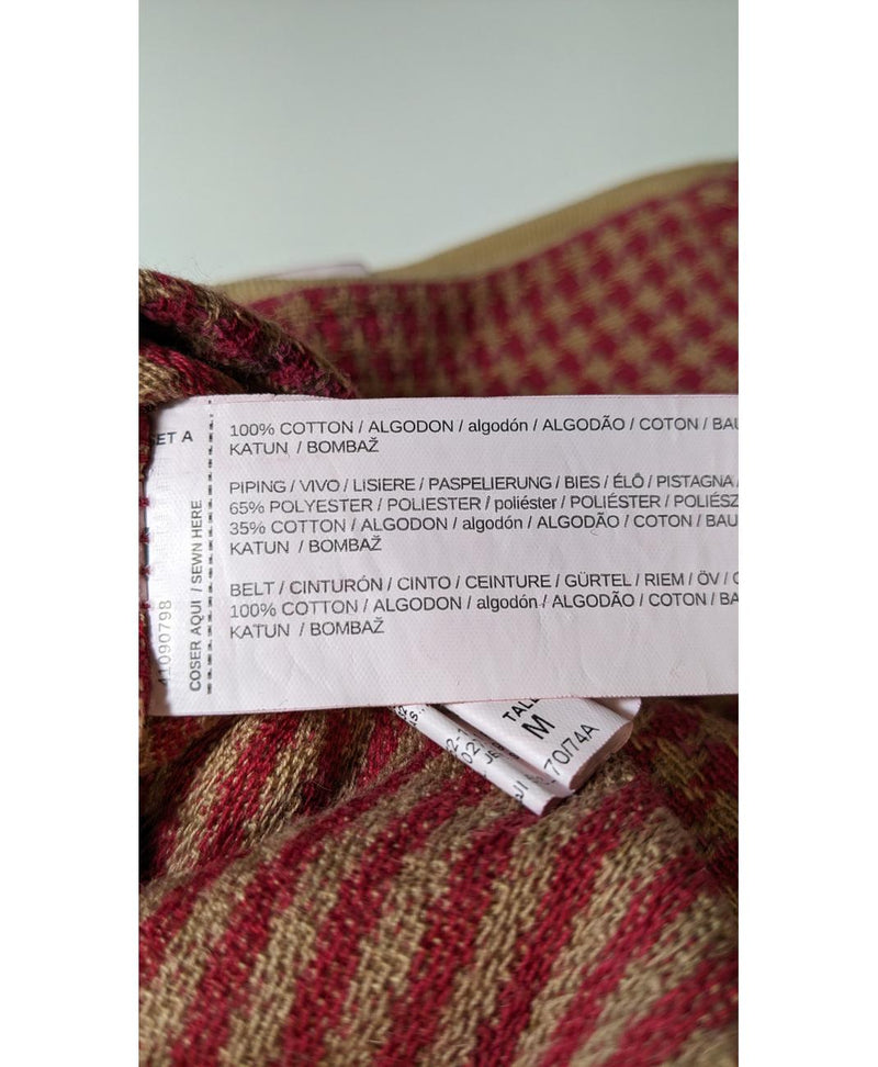 Expérience d'achat simple et satisfaisante pour cette fripe 565929 de qualité, offert par Once Again.