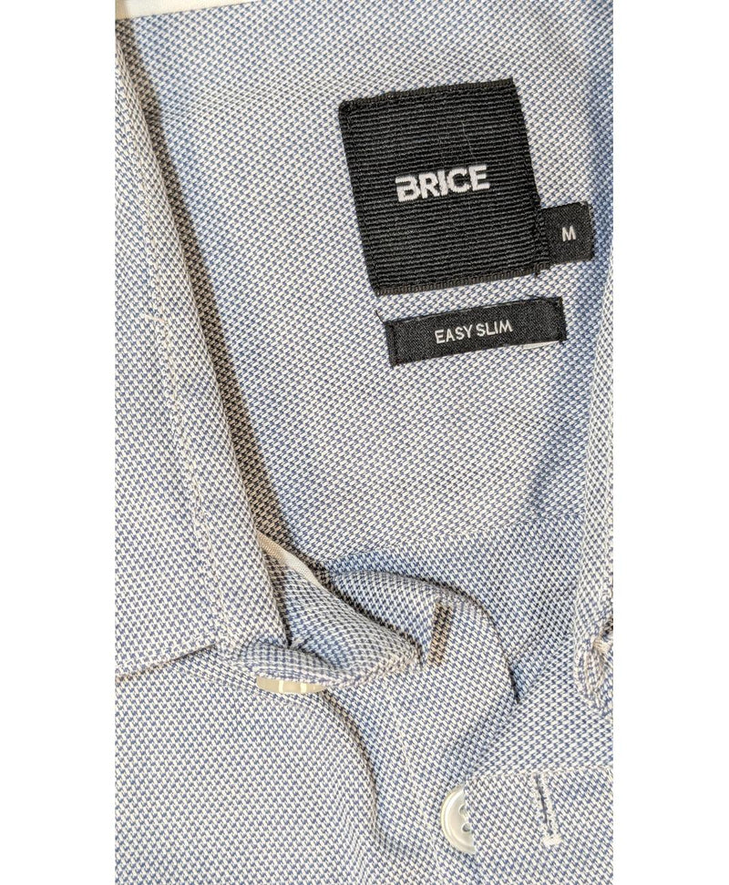 La garantie Once Again : 566255 vêtements d'occasion de marque en état irréprochable.