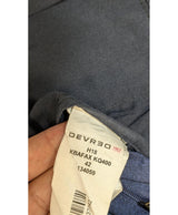 Élégance responsable avec cette pièce vintage 566261 en parfait état, sélectionnée par Once Again.