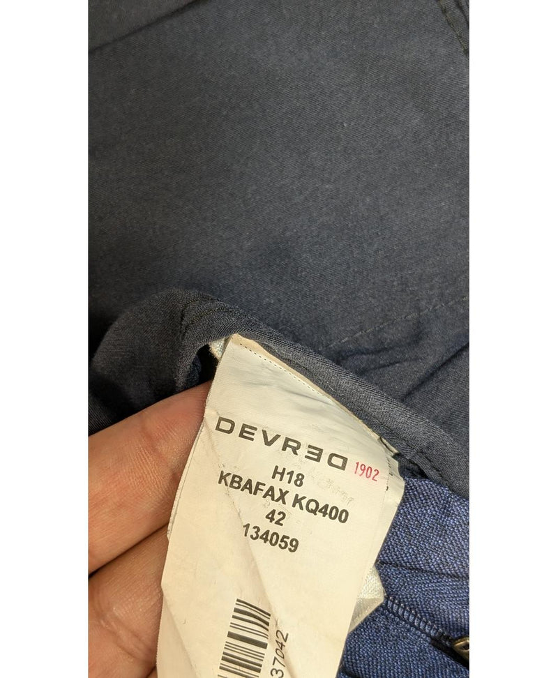Élégance responsable avec cette pièce vintage 566261 en parfait état, sélectionnée par Once Again.