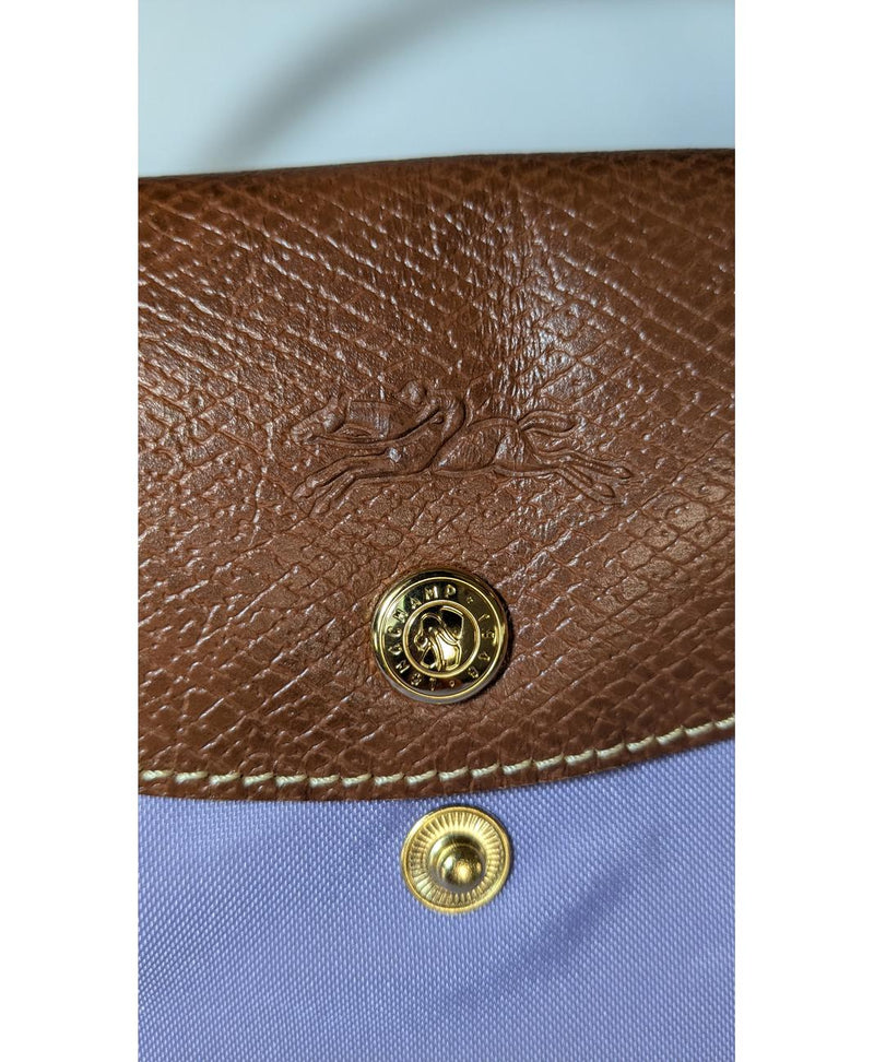 Le choix intelligent pour la mode durable, cette pièce 568254 Once Again allie parfait état et prix abordable.