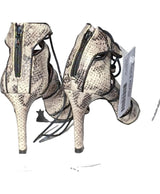 Le choix intelligent pour la mode durable, cette pièce 568266 Once Again allie parfait état et prix abordable.