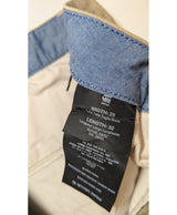 La garantie Once Again : 568934 vêtements d'occasion de marque en état irréprochable.