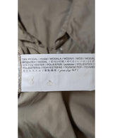 568944 Once Again, la référence de la friperie en ligne pour des achats de vêtements d'occasion sans souci et en état parfait.