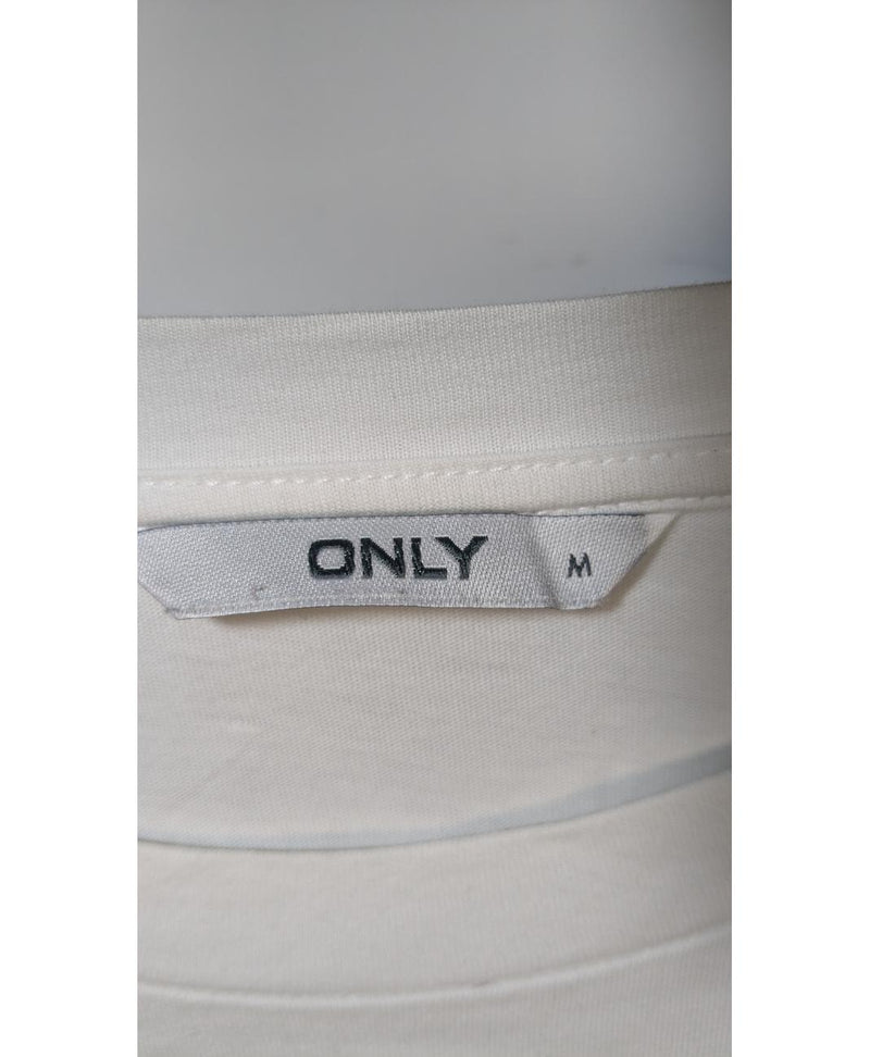 Expérience d'achat simple et satisfaisante pour cette fripe 569523 de qualité, offert par Once Again.