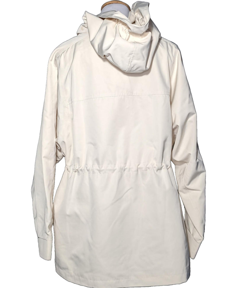 Le choix intelligent pour la mode durable, cette pièce 569617 Once Again allie parfait état et prix abordable.