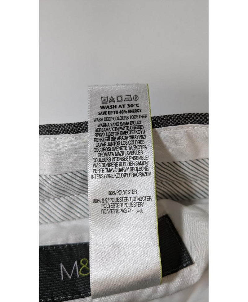 Élégance responsable avec cette pièce vintage 569759 en parfait état, sélectionnée par Once Again.