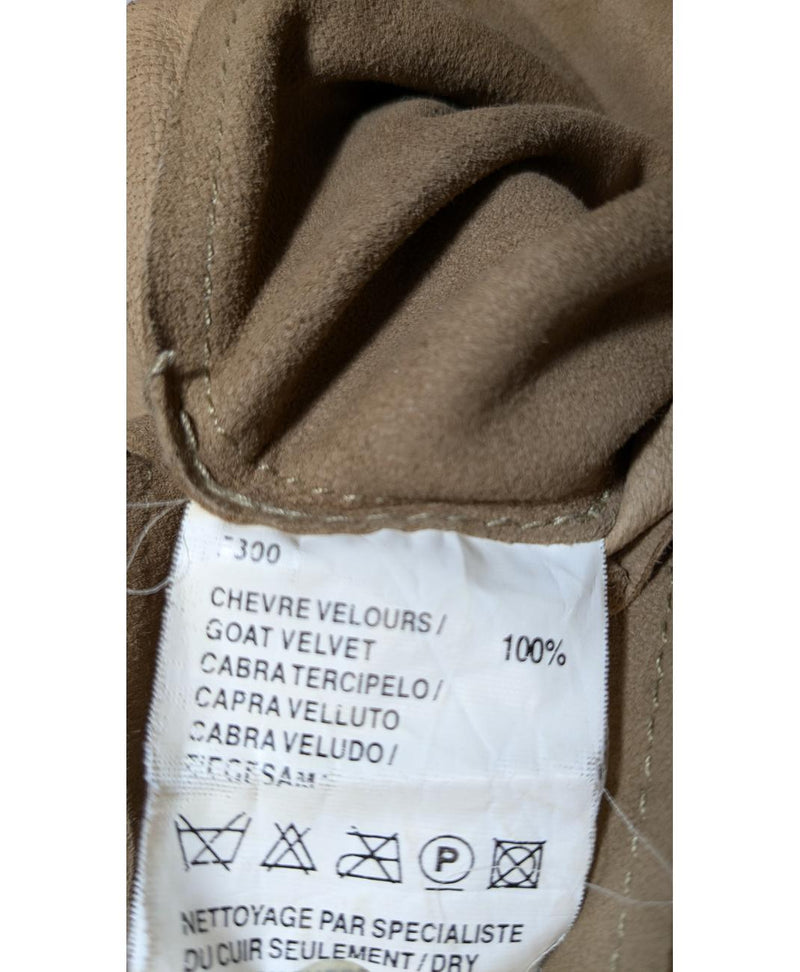 Shopping simplifié avec Once Again pour 570178 : trouvez des pièces uniques en très bon état en quelques clics.