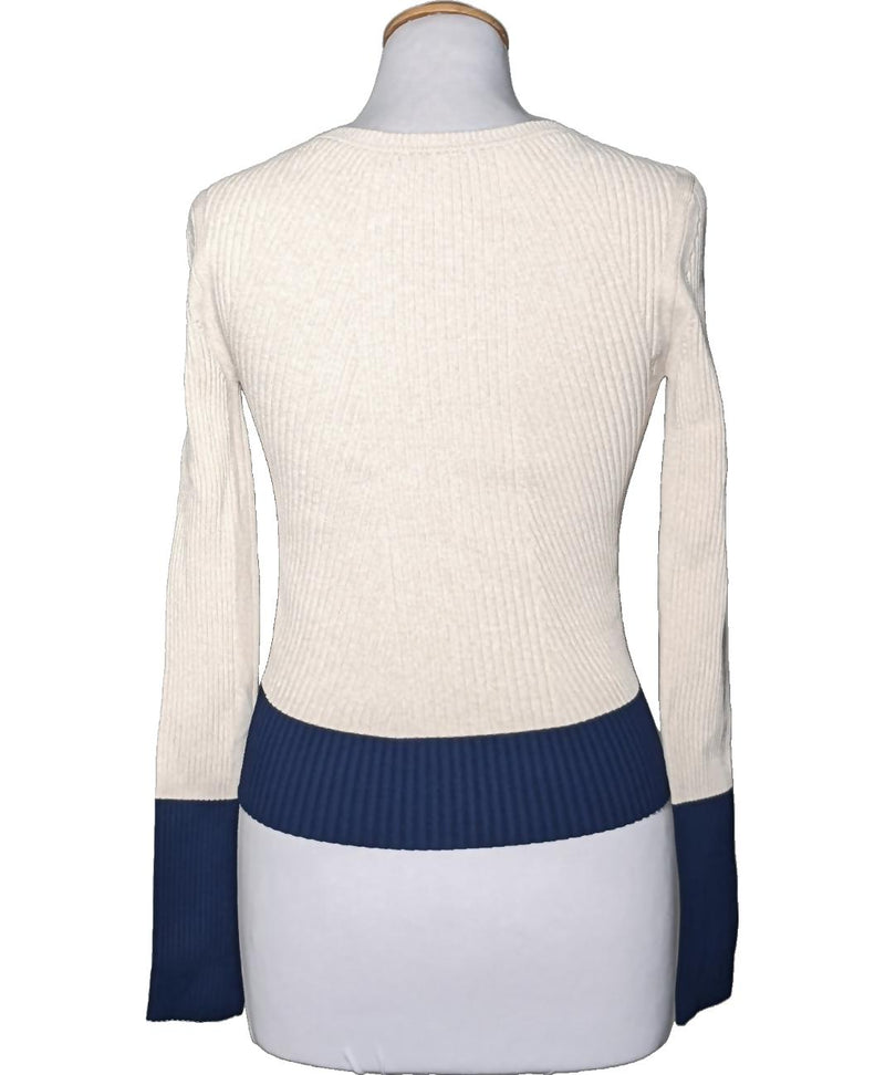 La garantie Once Again : 570188 vêtements d'occasion de marque en état irréprochable.