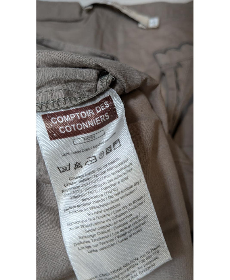 Élégance responsable avec cette pièce vintage 570296 en parfait état, sélectionnée par Once Again.