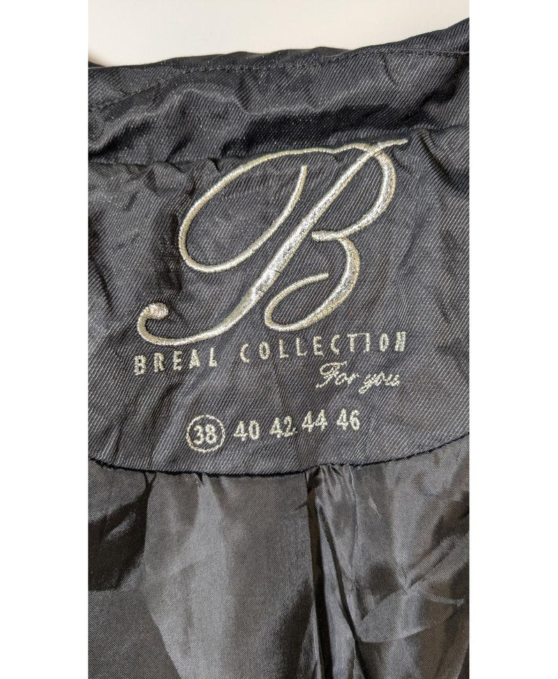 Shopping simplifié avec Once Again pour 570351 : trouvez des pièces uniques en très bon état en quelques clics.