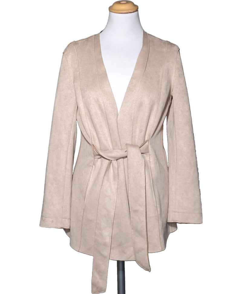 La garantie Once Again : 572331 vêtements d'occasion de marque en état irréprochable.