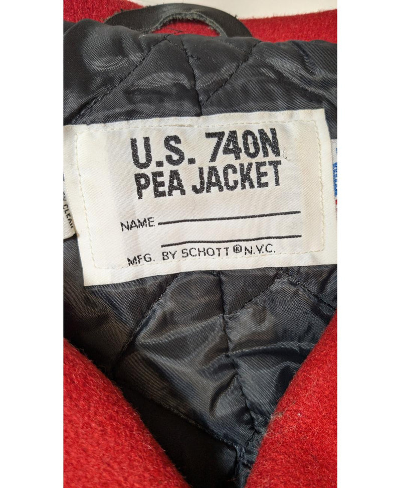 La garantie Once Again : 572875 vêtements d'occasion de marque en état irréprochable.