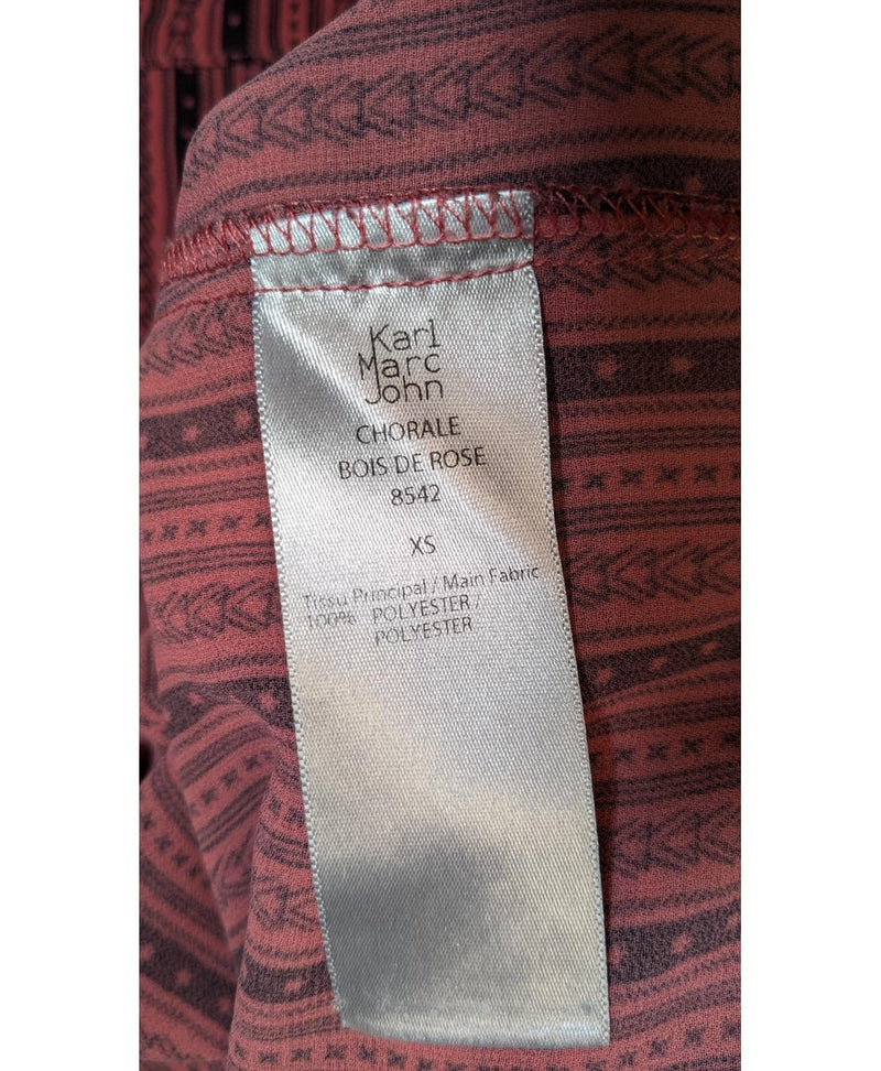 572940 Once Again, la référence de la friperie en ligne pour des achats de vêtements d'occasion sans souci et en état parfait.