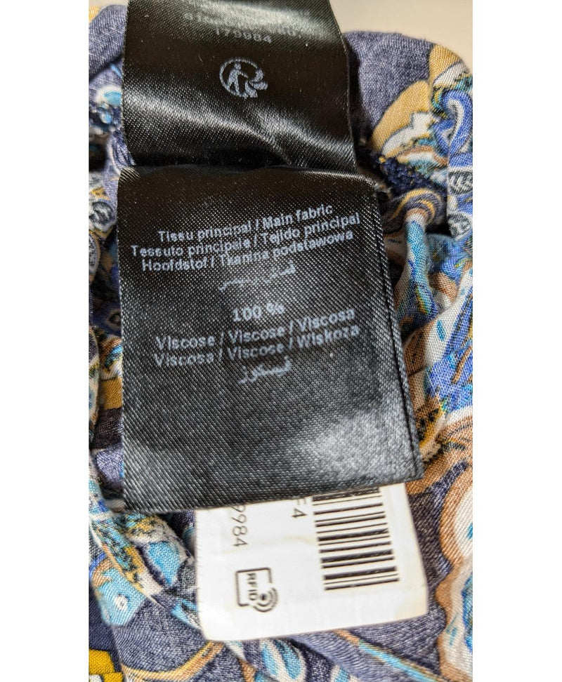 Élégance responsable avec cette pièce vintage 573742 en parfait état, sélectionnée par Once Again.
