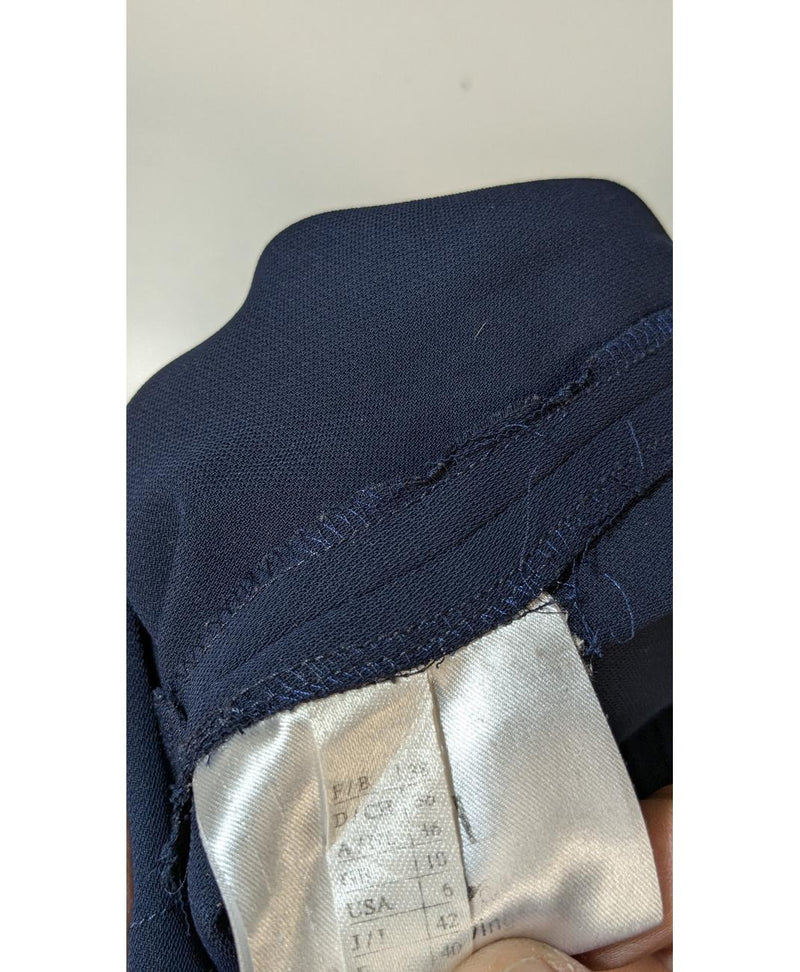 574369 Once Again, la référence de la friperie en ligne pour des achats de vêtements d'occasion sans souci et en état parfait.