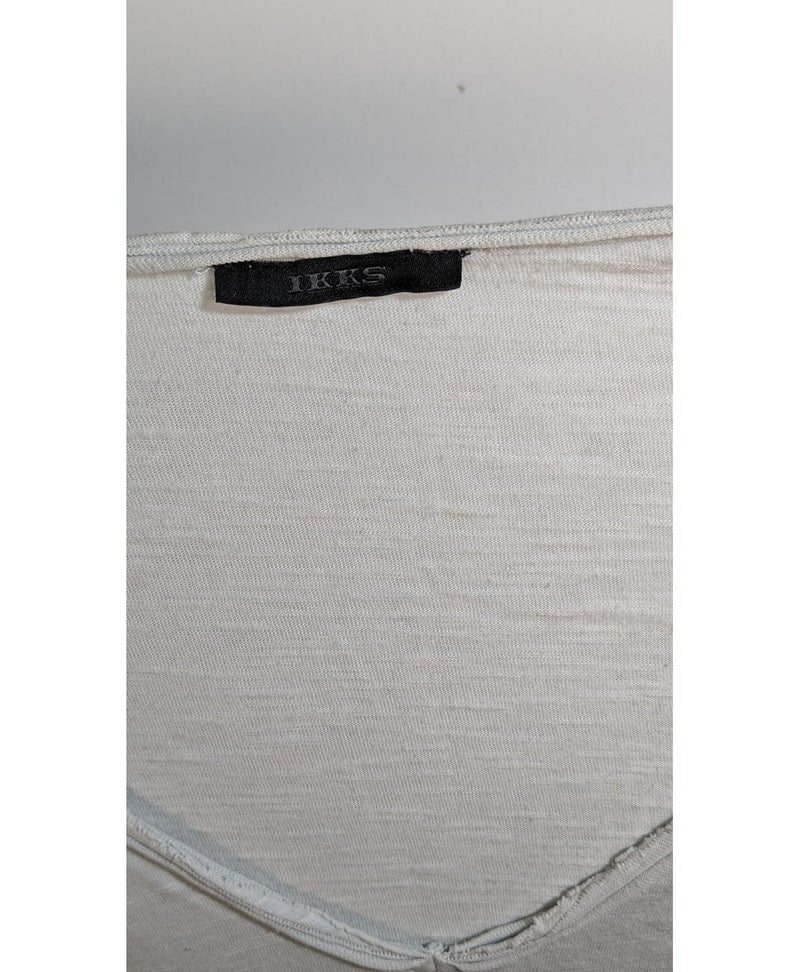 Expérience d'achat simple et satisfaisante pour cette fripe 574379 de qualité, offert par Once Again.