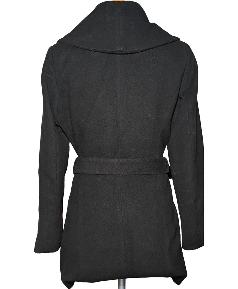 Le choix intelligent pour la mode durable, cette pièce 575274 Once Again allie parfait état et prix abordable.