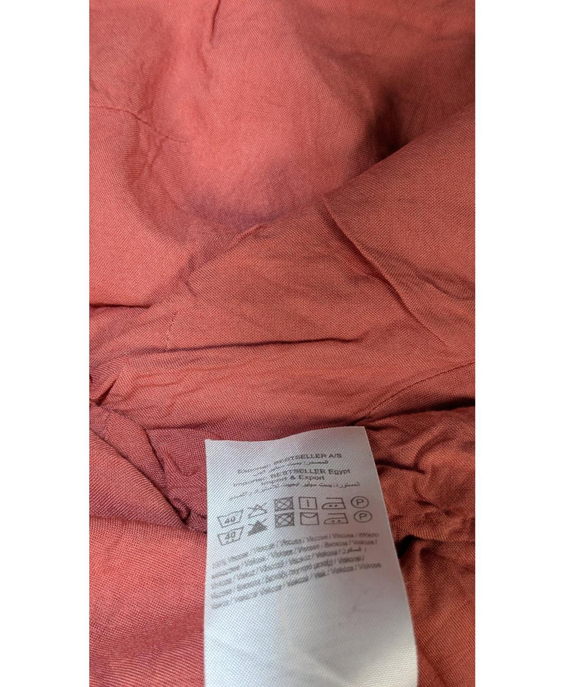 Élégance responsable avec cette pièce vintage 575644 en parfait état, sélectionnée par Once Again.