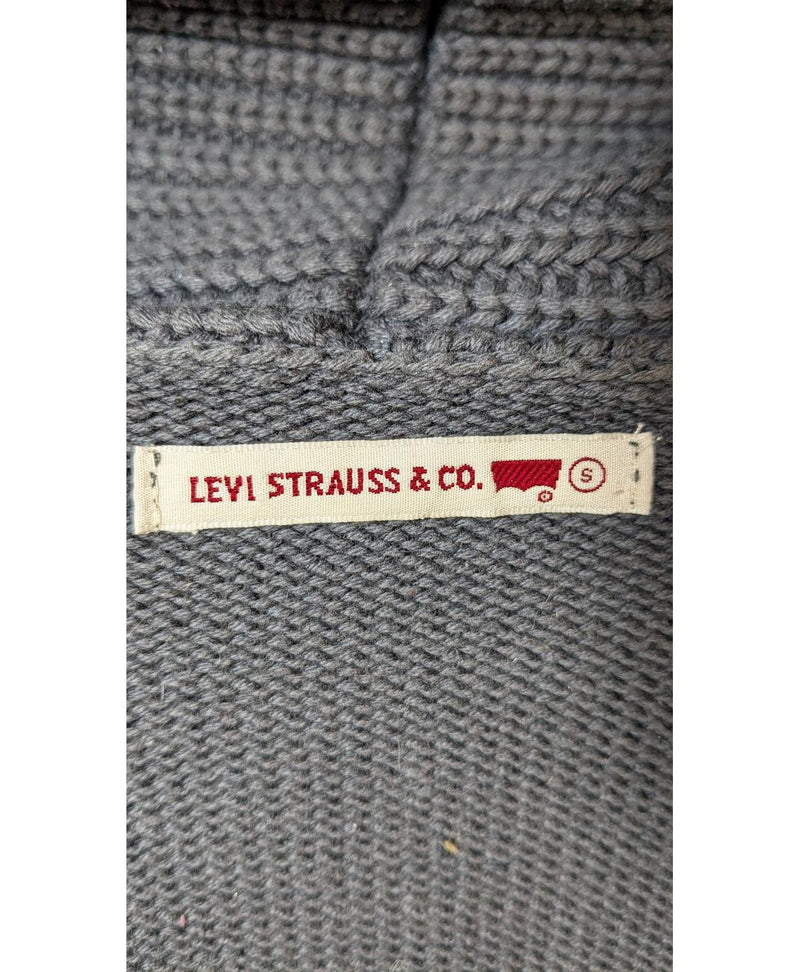 576204 Once Again, la référence de la friperie en ligne pour des achats de vêtements d'occasion sans souci et en état parfait.
