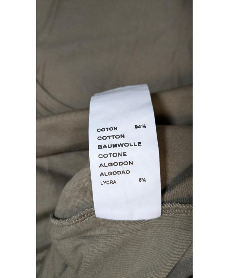 Shopping simplifié avec Once Again pour 576227 : trouvez des pièces uniques en très bon état en quelques clics.