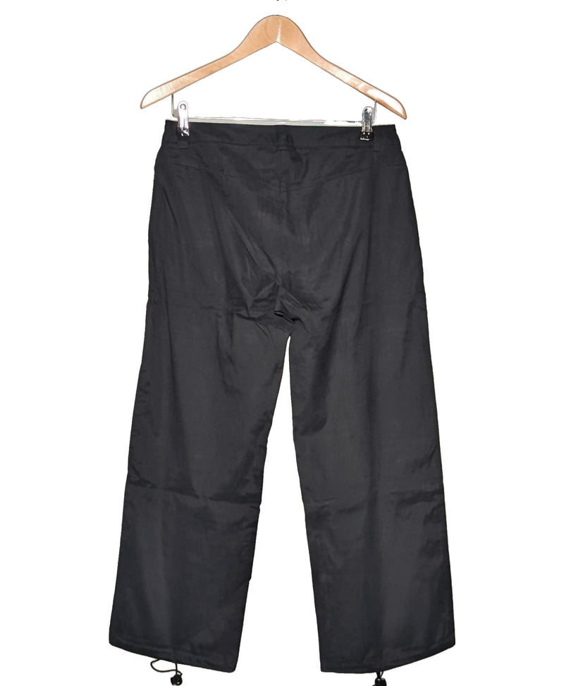 Le choix intelligent pour la mode durable, cette pièce 576233 Once Again allie parfait état et prix abordable.