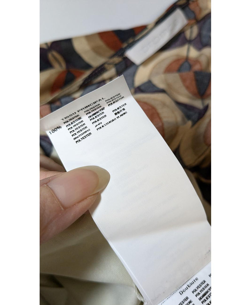 Une friperie en ligne rapide et fiable : découvrez ce vêtement d'occasion 576238 Once Again en excellent état.