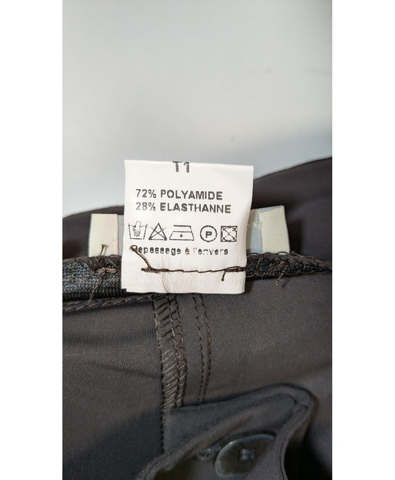 Expérience d'achat simple et satisfaisante pour cette fripe 576291 de qualité, offert par Once Again.
