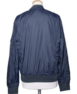 Le choix intelligent pour la mode durable, cette pièce 577160 Once Again allie parfait état et prix abordable.