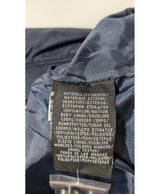 La garantie Once Again : 577160 vêtements d'occasion de marque en état irréprochable.