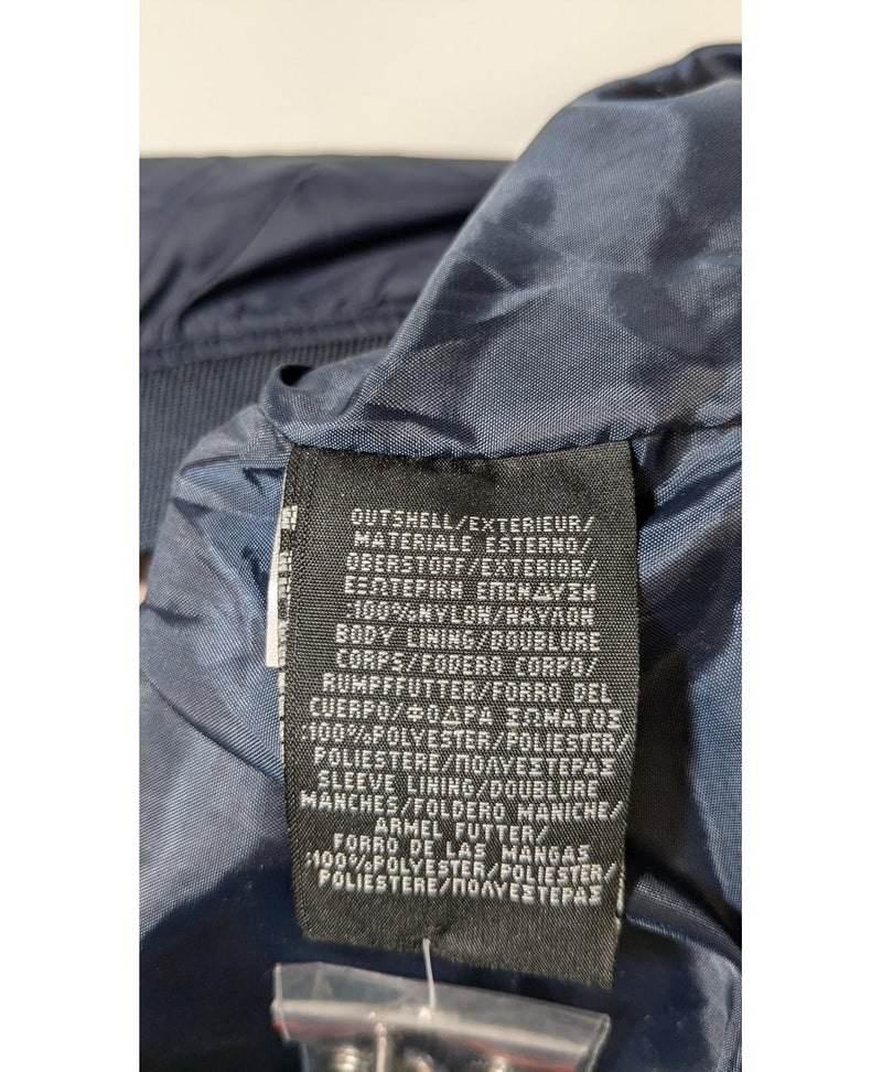La garantie Once Again : 577160 vêtements d'occasion de marque en état irréprochable.
