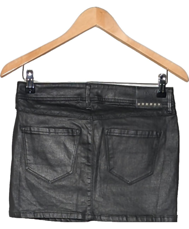 La garantie Once Again : 577320 vêtements d'occasion de marque en état irréprochable.