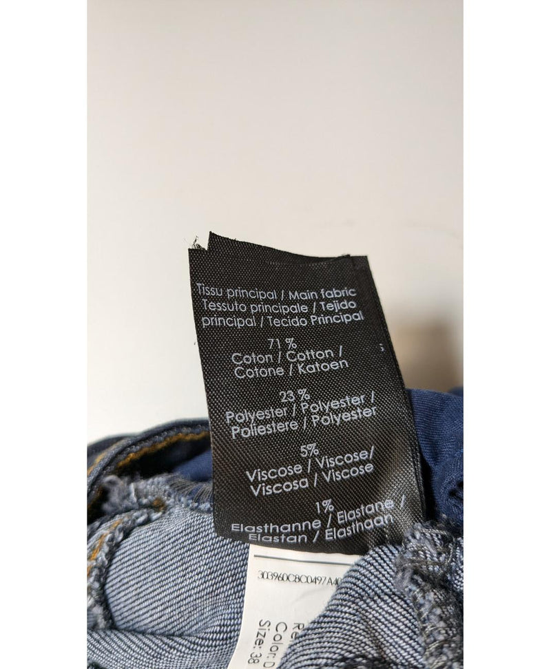 Élégance responsable avec cette pièce vintage 577521 en parfait état, sélectionnée par Once Again.