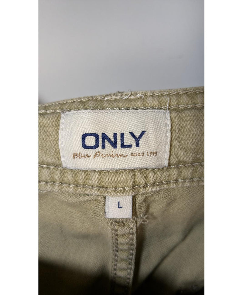 Le choix intelligent pour la mode durable, cette pièce 577615 Once Again allie parfait état et prix abordable.
