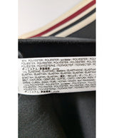 Expérience d'achat simple et satisfaisante pour cette fripe 579031 de qualité, offert par Once Again.