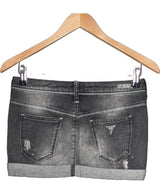 La garantie Once Again : 579305 vêtements d'occasion de marque en état irréprochable.