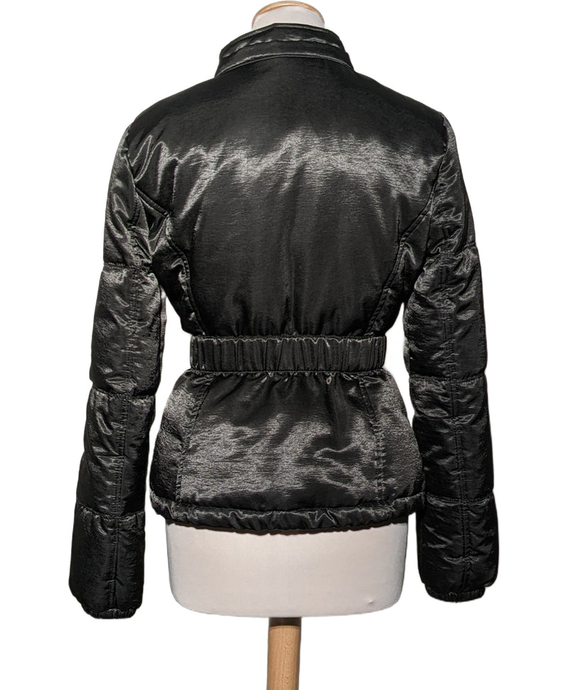 503240 Vestes BEBE Occasion Vêtement occasion seconde main